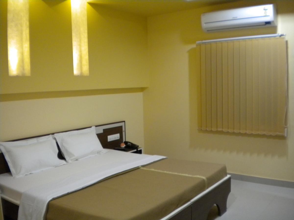Hotel Raj Mahal Bikaner Zewnętrze zdjęcie
